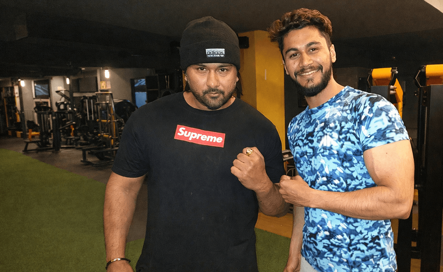Nitin Gautam coaching celebrity singer Honey Singh in the gym